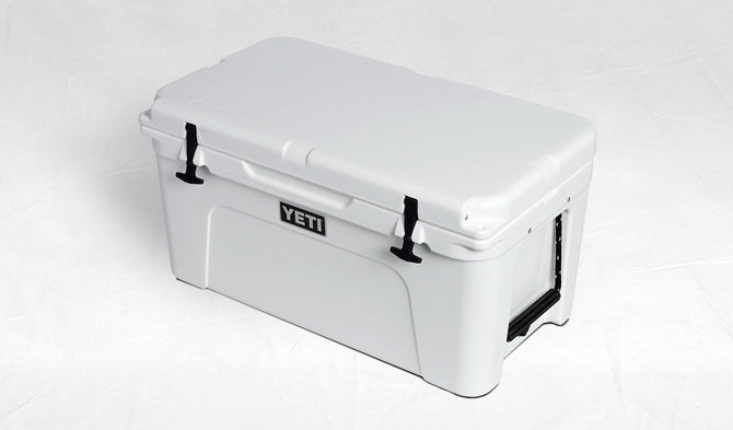 YETI Tundra DELUXE Cooler Top Bait Station